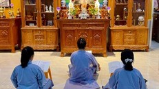 Khi có Phật trong nhà