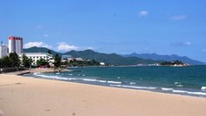 Thành phố Nha Trang cách ly xã hội đến 20/8