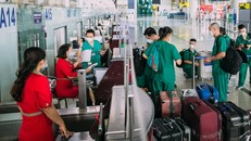 Vietjet tăng cường các chuyến bay vận chuyển nhân lực y tế