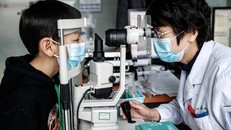 Thị lực của trẻ em suy giảm trong thời kỳ đại dịch