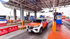 Một triệu phương tiện dán thẻ thu phí tự động ePass