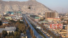 Taliban tổ chức diễu binh tại Kabul