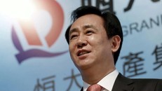 Chủ tịch Evergrande bán biệt thự và chuyên cơ để trả nợ