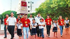 Những người thầm lặng gieo chữ nơi đầu sóng Trường Sa