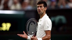 Australia khẳng định không 'giam giữ' Novak Djokovic