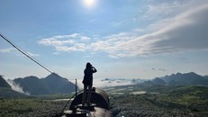 Nhật ký 99 ngày xuyên Việt: Vị trà Ô long trên đồi chè Mộc Sương