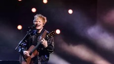 Ed Sheeran hợp tác phát hành ca khúc về cuộc chiến Ukraine