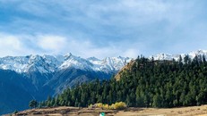 Máy bay chở 22 người mất tích ở Nepal