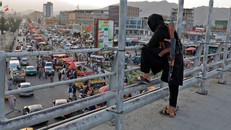 Afghanistan một năm dưới thời Taliban: Bớt bom đạn nhưng bấp bênh