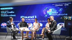 Các diễn giả chia sẻ về câu chuyện thành công và thất bại của bản thân.