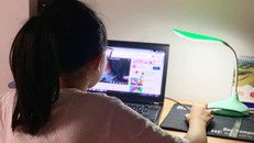 Cha mẹ là người 'gác cổng' cho trẻ em trên môi trường mạng