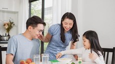 Các nhà khoa học đã chứng minh probiotics (lợi khuẩn) có khả năng giúp giảm nồng độ kim loại nặng trong máu. Nguồn: Istock 