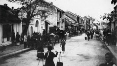 Triển lãm về những gánh hàng rong cách đây gần 100 năm