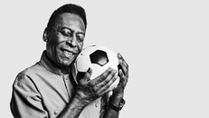 'Vua bóng đá' Pele qua đời