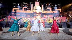 Những khoảnh khắc khiến Thị trấn Hoàng Hôn, Phú Quốc là tâm điểm đêm giao thừa 