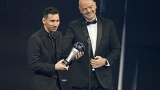 Messi giành giải 'Cầu thủ xuất sắc nhất năm' tại FIFA The Best