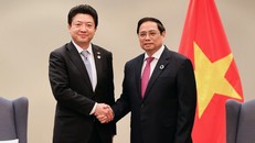 Thủ tướng Phạm Minh Chính tiếp ông Akio Yoshida, Chủ tịch điều hành Tập đoàn AEON - Ảnh: VGP