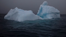 Băng ở Nam Cực đang tan nhanh