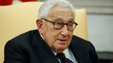 Henry Kissinger trở lại Bắc Kinh ở tuổi 100
