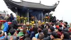 Bộ Tài chính băn khoăn về số liệu tiền công đức chùa Yên Tử