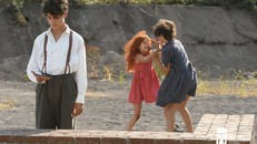 Cảnh trong phim "Leonora".