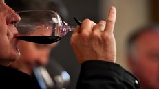 Người Pháp ngày càng thờ ơ với rượu vang