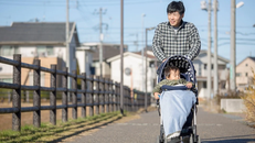 Hơn một nửa phụ nữ Nhật bất bình với chồng về chuyện nội trợ