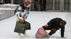 Giá rét tiếp tục "càn quét" Trung Quốc