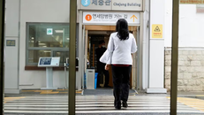 Khủng hoảng y tế tại Hàn Quốc chưa có lối thoát