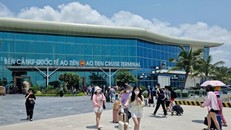 Quảng Ninh vận động du khách không mang rác thải nhựa ra các đảo