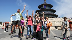 Chính sách miễn thị thực của Trung Quốc thúc đẩy ngành du lịch