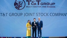 Ông Đỗ Vinh Quang, Phó Chủ tịch HĐQT Tập đoàn T&T Group đại diện doanh nghiệp nhận giải Nơi làm việc tốt nhất Châu Á 2024.