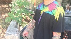 Hà Nội: Bắt kẻ tâm thần nã súng vào ca sĩ