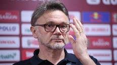 VFF chấm dứt hợp đồng với HLV Troussier