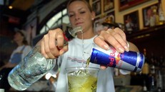 Những thứ cấm kị dùng chung với rượu 