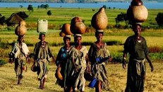 Đi nghỉ trăng mật ở Châu Phi, tại sao không?