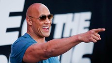 Dwayne ‘The Rock’ Johnson nhận cát-xê hàng chục triệu USD 