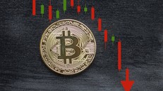 Giá Bitcoin hôm nay 30/3: Nhà đầu tư bán tháo, Bitcoin thủng đáy 7.000 USD
