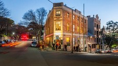 Quán rượu nằm ở số 81, phố Lower Fort Street, thị trấn The Rocks, New South West. Ảnh: The Rocks.