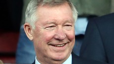 Tình hình sức khỏe của Sir Alex Ferguson đã tiến triển tích cực sau phẫu thuật.