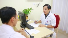 Bệnh nhân được bác sĩ tư vấn vô sinh hiếm muộn tại Bệnh viện Việt Đức