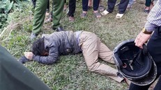 Tên trộm bị đánh gục (Ảnh: Kenh 14)