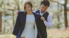 Đinh Tiến Đạt khoe ảnh bên cô dâu: 'Giấu kỹ lắm rồi mà vẫn bị lộ'