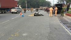 Người dân truy đuổi xe container tông chết người rồi bỏ chạy