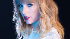 Taylor Swift từng là con cưng của Grammy nhưng bất ngờ bị ruồng rẫy trong một năm mà cô có những đóng góp quan trọng cho âm nhạc thế giới. Ảnh: Pinterest.