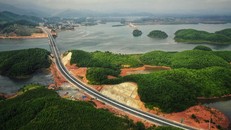 Cao tốc Hạ Long - Vân Đồn. Ảnh: CTV