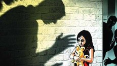 'Yêu râu xanh' xâm hại tình dục rồi cho bé gái 20.000 đồng