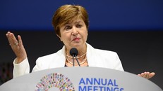 Tổng Giám đốc IMF - bà Kristalina Georgieva phát biểu tại Hội nghị thường niên Quỹ Tiền tệ Quốc tế (IMF) và Ngân hàng Thế giới (WB) ở Washington, DC,Mỹ, ngày 18/10. (Nguồn: AFP/TTXVN)