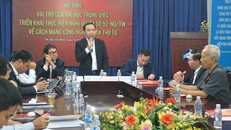 PGS.TS Vũ Hải Quân, Phó Giám đốc ĐH Quốc gia TP.HCM chia sẻ tại hội thảo.