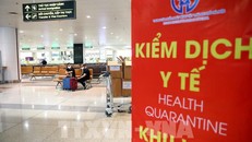 Tìm hành khách trên 7 chuyến bay có người mắc COVID-19